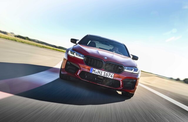 BMW、5シリーズベースの高性能モデル、M5とM550i xDriveを発売｜BMW