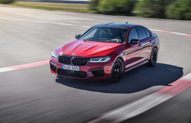 BMW、5シリーズベースの高性能モデル、M5とM550i xDriveを発売｜BMW