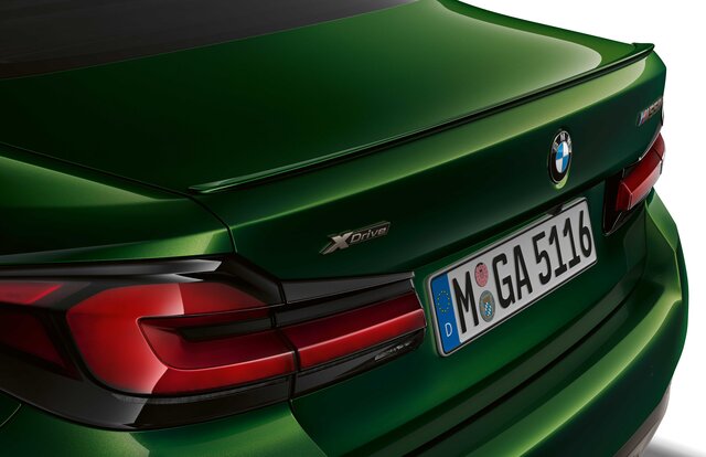 BMW、5シリーズベースの高性能モデル、M5とM550i xDriveを発売｜BMW