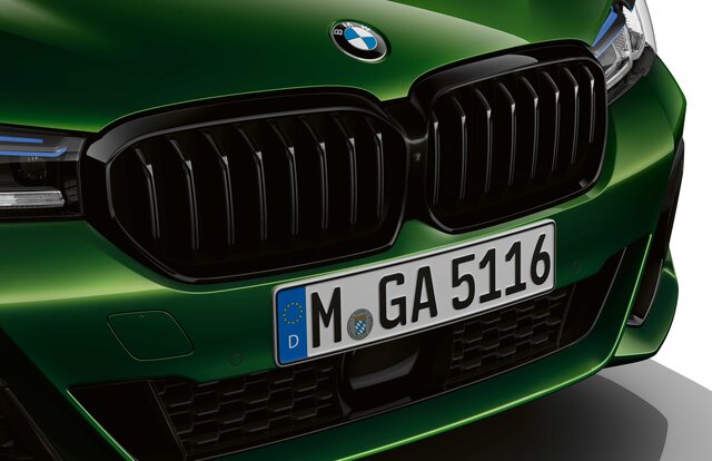 BMW、5シリーズベースの高性能モデル、M5とM550i xDriveを発売｜BMW