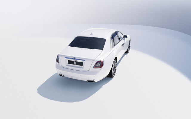 デザインコンセプトは脱贅沢！ 新型ロールス･ロイス「ゴースト」が日本デビュー ｜ROLLS-ROYCE