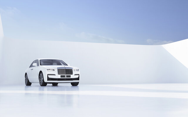 デザインコンセプトは脱贅沢！ 新型ロールス･ロイス「ゴースト」が日本デビュー ｜ROLLS-ROYCE