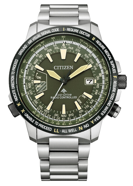 Eco-Drive Radio-Controlled "Direct Flight": Capturing the World of Aviation | CITIZEN