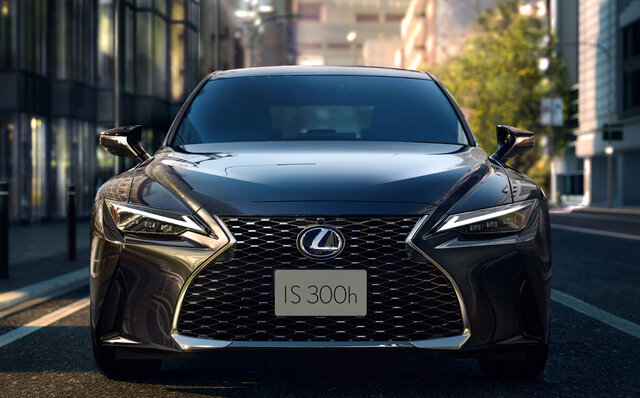 マイナーチェンジしたレクサスIS発売開始｜LEXUS
