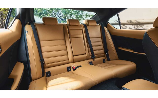 マイナーチェンジしたレクサスIS発売開始｜LEXUS