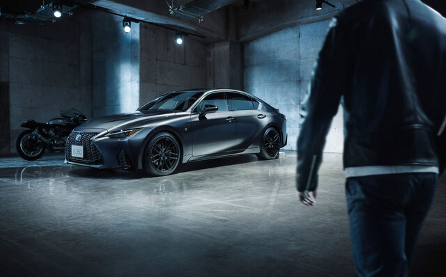 マイナーチェンジしたレクサスIS発売開始｜LEXUS