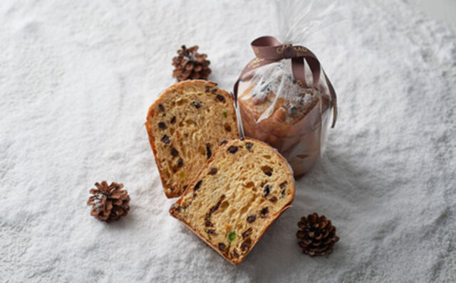 Conrad Tokyo's Christmas Cakes Enjoyable for Small Groups | CONRAD TOKYO