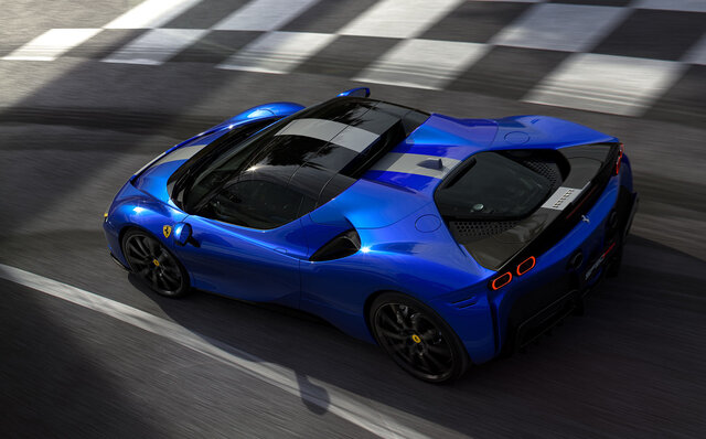 Ferrari's mass-produced open-top PHEV model, the "SF90 Spider," makes its debut | Ferrari
