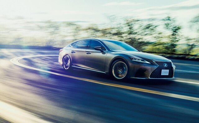 レクサスのフラッグシップモデル、LSがマイナーチェンジ｜LEXUS