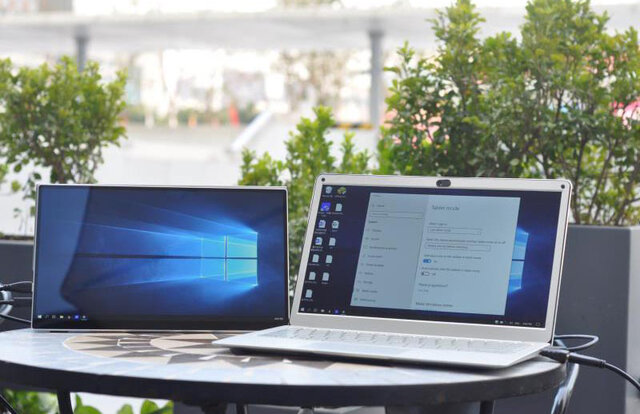 Portable LCD Display Ideal as a Second Screen for Telework | LINKS