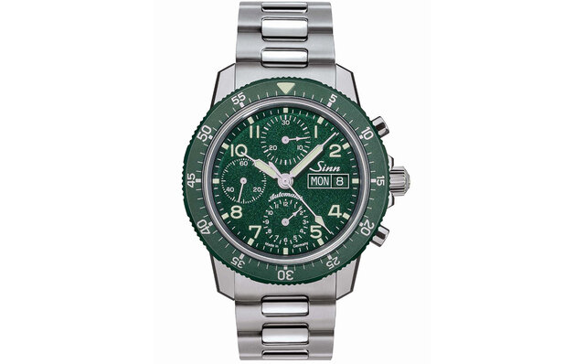 Limited to 500 pieces worldwide. The chronograph "103.SA.G" with a metallic green dial | Sinn