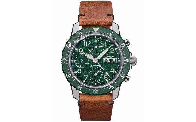 Limited to 500 pieces worldwide. The chronograph "103.SA.G" with a metallic green dial | Sinn