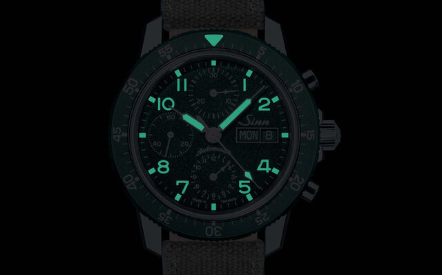 Limited to 500 pieces worldwide. The chronograph "103.SA.G" with a metallic green dial | Sinn