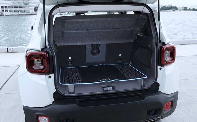 Test Drive: The Jeep Renegade 4xe, Jeep's Electrified Pioneer | Jeep®