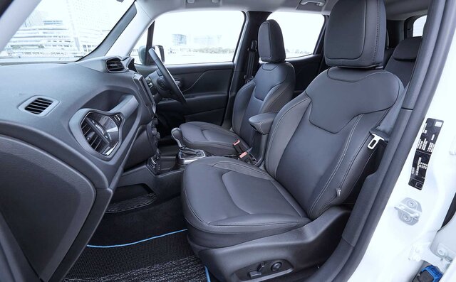 Test Drive: The Jeep Renegade 4xe, Jeep's Electrified Pioneer | Jeep®