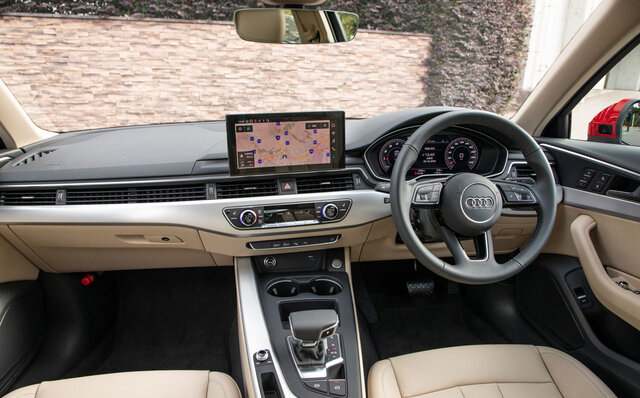 ビッグマイナーチェンジを受けた新型アウディA4に試乗｜Audi