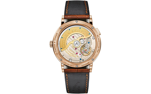 Refined New Silver-Dial Saxonia Outsize Date | A. LANGE & SÖHNE