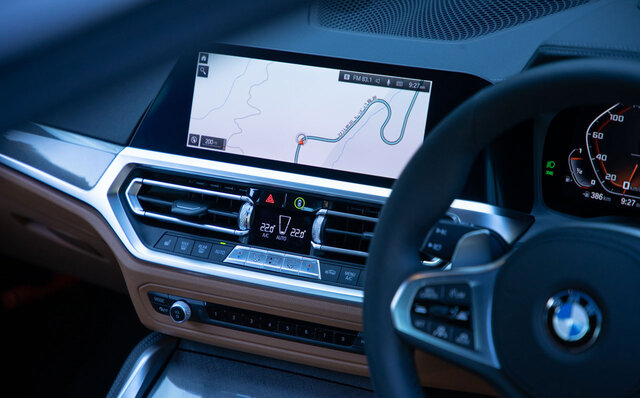 トータルに素晴らしくよく出来たクルマ──BMW M440i xDriveクーペに試乗｜BMW