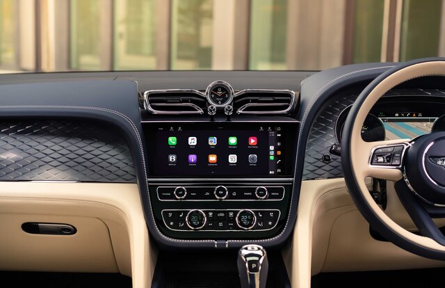 ベントレー、ベンテイガのPHEVモデルを発表｜Bentley