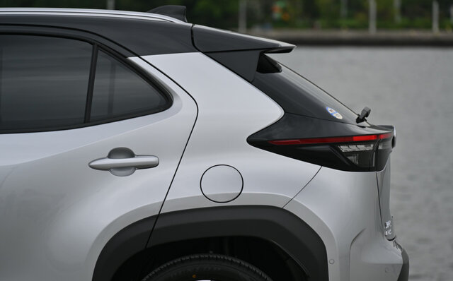 新型トヨタ ヤリスクロスのハイブリッドとガソリンに試乗｜TOYOTA