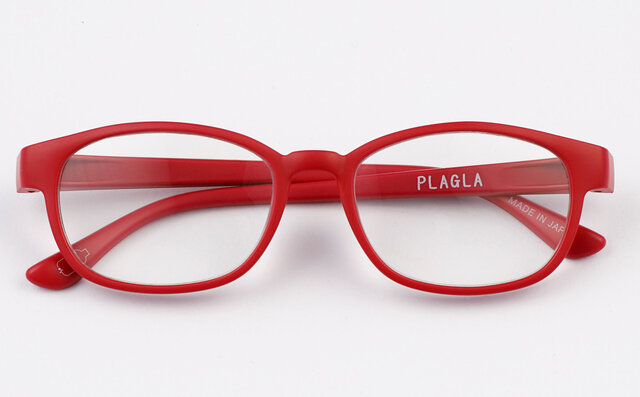 Approximately two 500ml used PET bottles become one eyeglass frame | PLAGLA