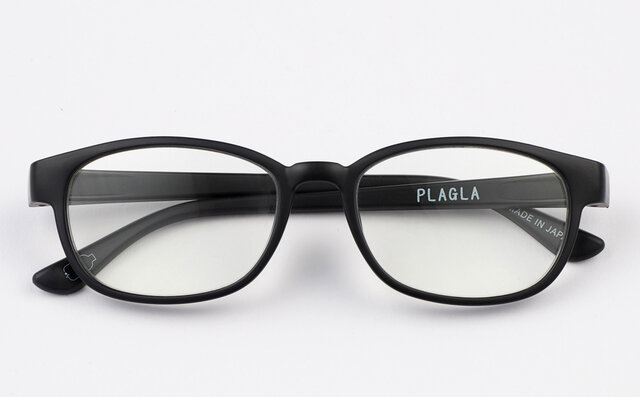 Approximately two 500ml used PET bottles become one eyeglass frame | PLAGLA