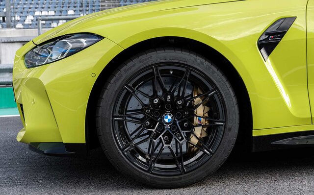 BMW、Mハイパフォーマンスモデルの「M3」「M4」を発売｜BMW