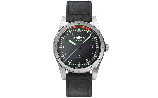 New "Flieger" Reimagines Pilot Watch Elements in a Modern Style | FORTIS
