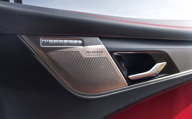 The 2021 Jaguar F-PACE Arrives with a Significantly Refreshed Interior and Exterior Design | Jaguar