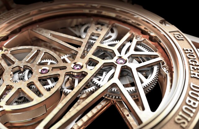 Roger Dubuis x Pirelli Collaboration: Innovative New "Excalibur" Trio | ROGER DUBUIS