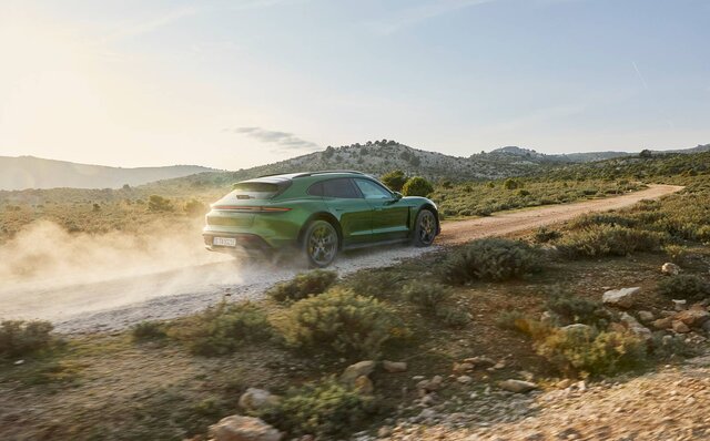Porsche Unveils the Taycan Cross Turismo, its Electric Crossover Model | PORSCHE
