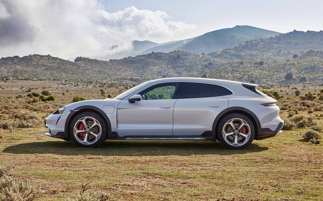 Porsche Unveils the Taycan Cross Turismo, its Electric Crossover Model | PORSCHE