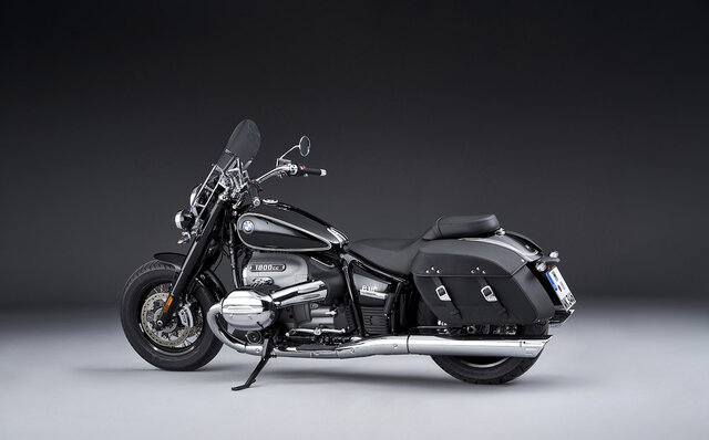 BMW's Second Cruiser Model, the R18 Classic, Arrives | BMW