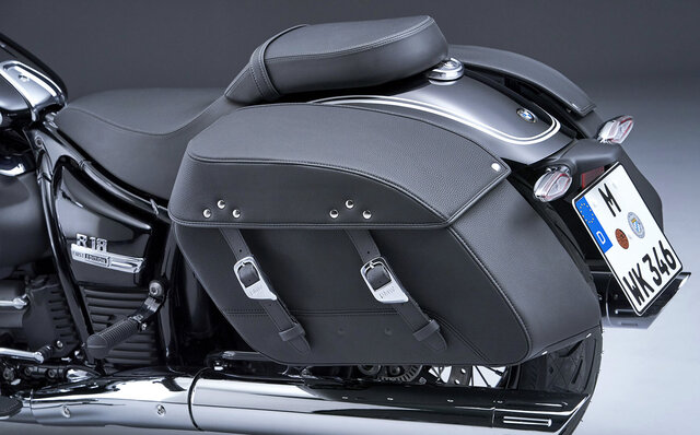 BMW's Second Cruiser Model, the R18 Classic, Arrives | BMW