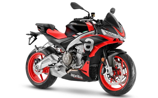 「トゥオーノV4」の直径子孫、660ccエンジンを搭載した「トゥオーノ660」日本上陸｜Aprilia