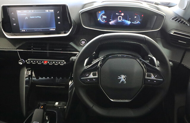 激戦区であるコンパクトSUV市場にプジョーが投入した「2008」に試乗｜PEUGEOT