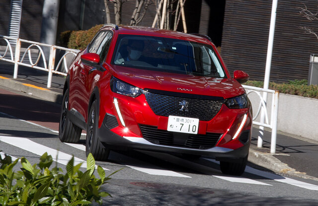 激戦区であるコンパクトSUV市場にプジョーが投入した「2008」に試乗｜PEUGEOT