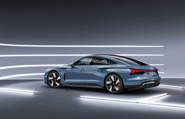 アウディ e-tron GTがジャパンプレミア｜Audi