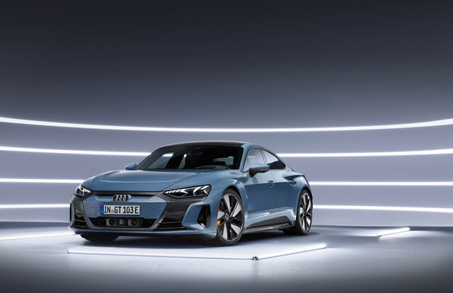 アウディ e-tron GTがジャパンプレミア｜Audi