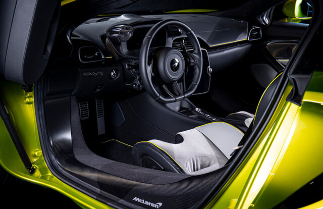 マクラーレン、新型ハイブリッドのアルトゥーラをジャパンプレミア｜McLaren