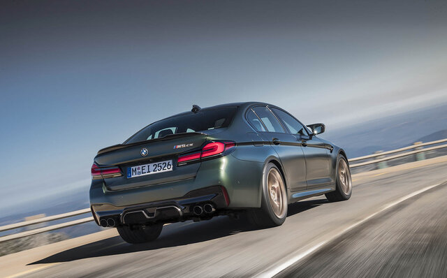 世界1100台限定のM5最強のコンペティションモデルM5 CSがデビュー｜BMW
