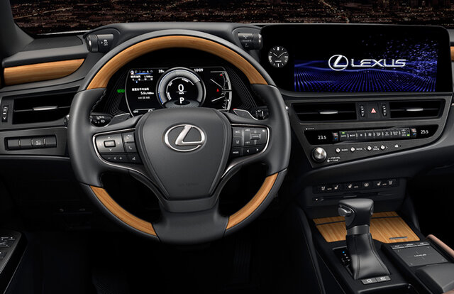 Pursuing Improvements in Quietness and Ride Comfort, the Brand's Origins—Lexus World Premieres the New "ES" | LEXUS