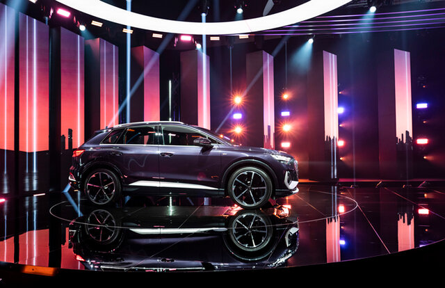 アウディのピュアEV第三弾となるコンパクトSUV 「Q4 e-tron」がオンラインワールドプレミア｜Audi