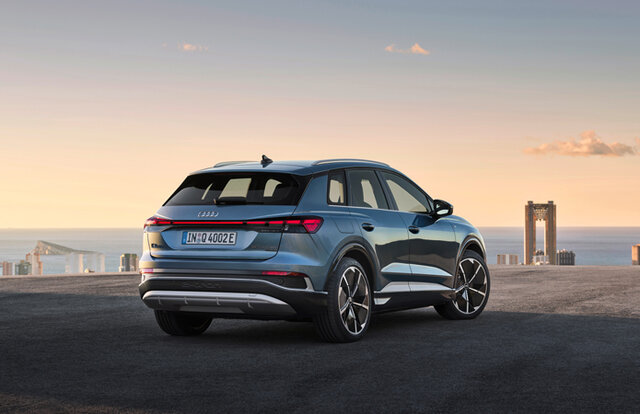 アウディのピュアEV第三弾となるコンパクトSUV 「Q4 e-tron」がオンラインワールドプレミア｜Audi