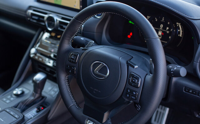 A Car That Rivals European Premium Sedans – Test Drive of the Lexus IS350 F SPORT | LEXUS