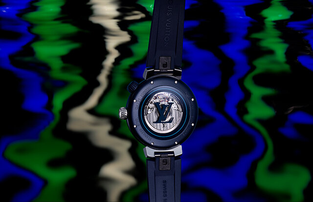 エッジの効いたスポーティなシルエットのタンブール新モデル｜LOUIS VUITTON