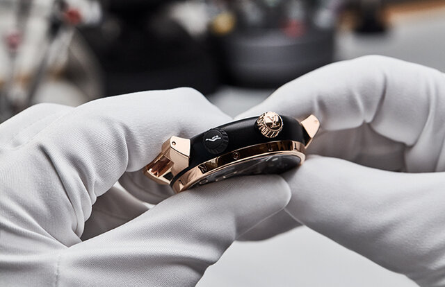 エッジの効いたスポーティなシルエットのタンブール新モデル｜LOUIS VUITTON