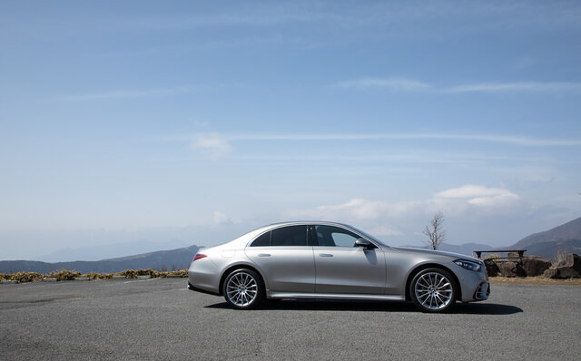 箱根を走るのが実に楽しいクルマに──新型メルセデス・ベンツSクラスに試乗｜Mercedes Benz