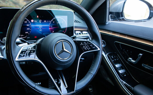 箱根を走るのが実に楽しいクルマに──新型メルセデス・ベンツSクラスに試乗｜Mercedes Benz