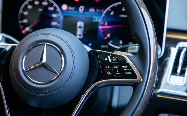 箱根を走るのが実に楽しいクルマに──新型メルセデス・ベンツSクラスに試乗｜Mercedes Benz